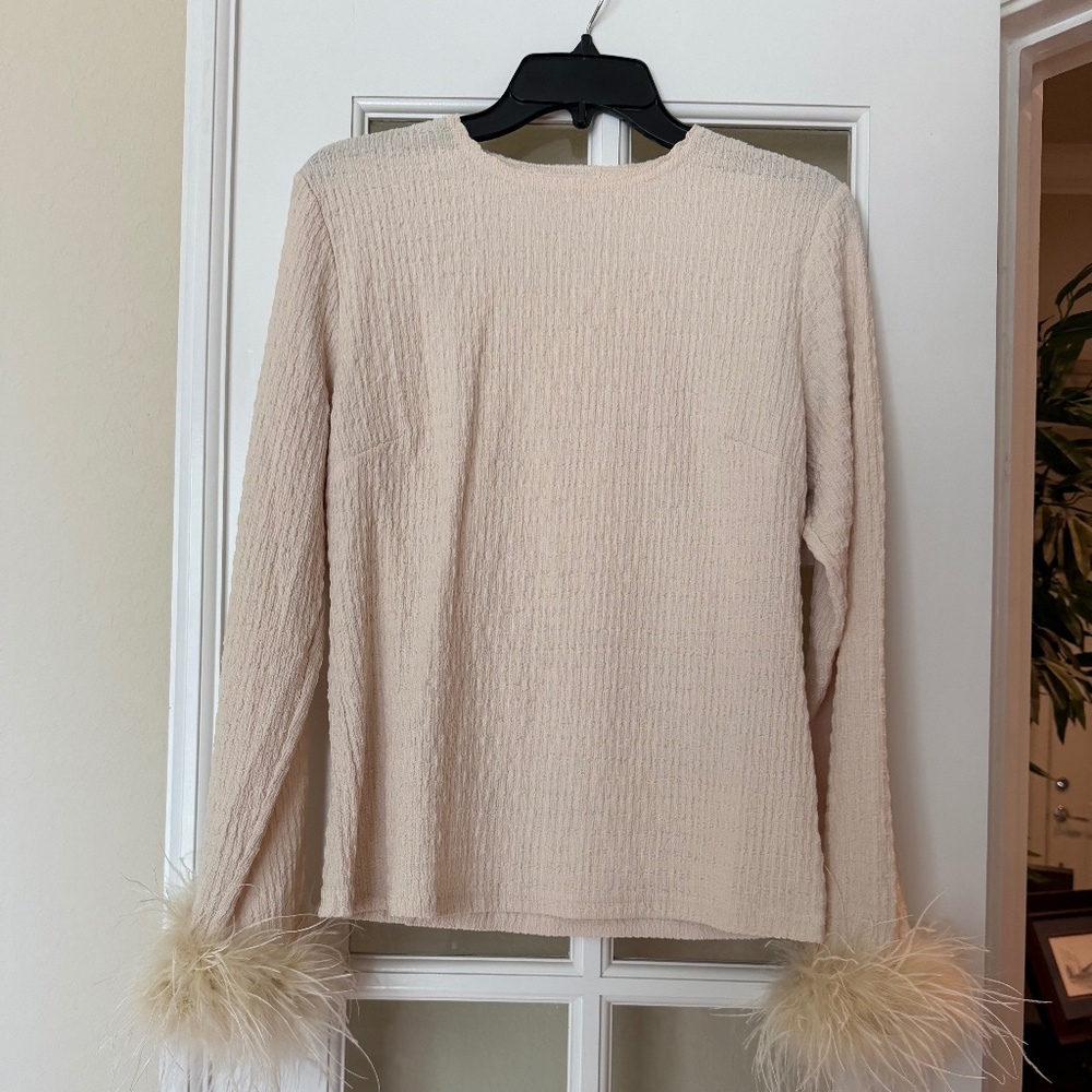 Ivy city top